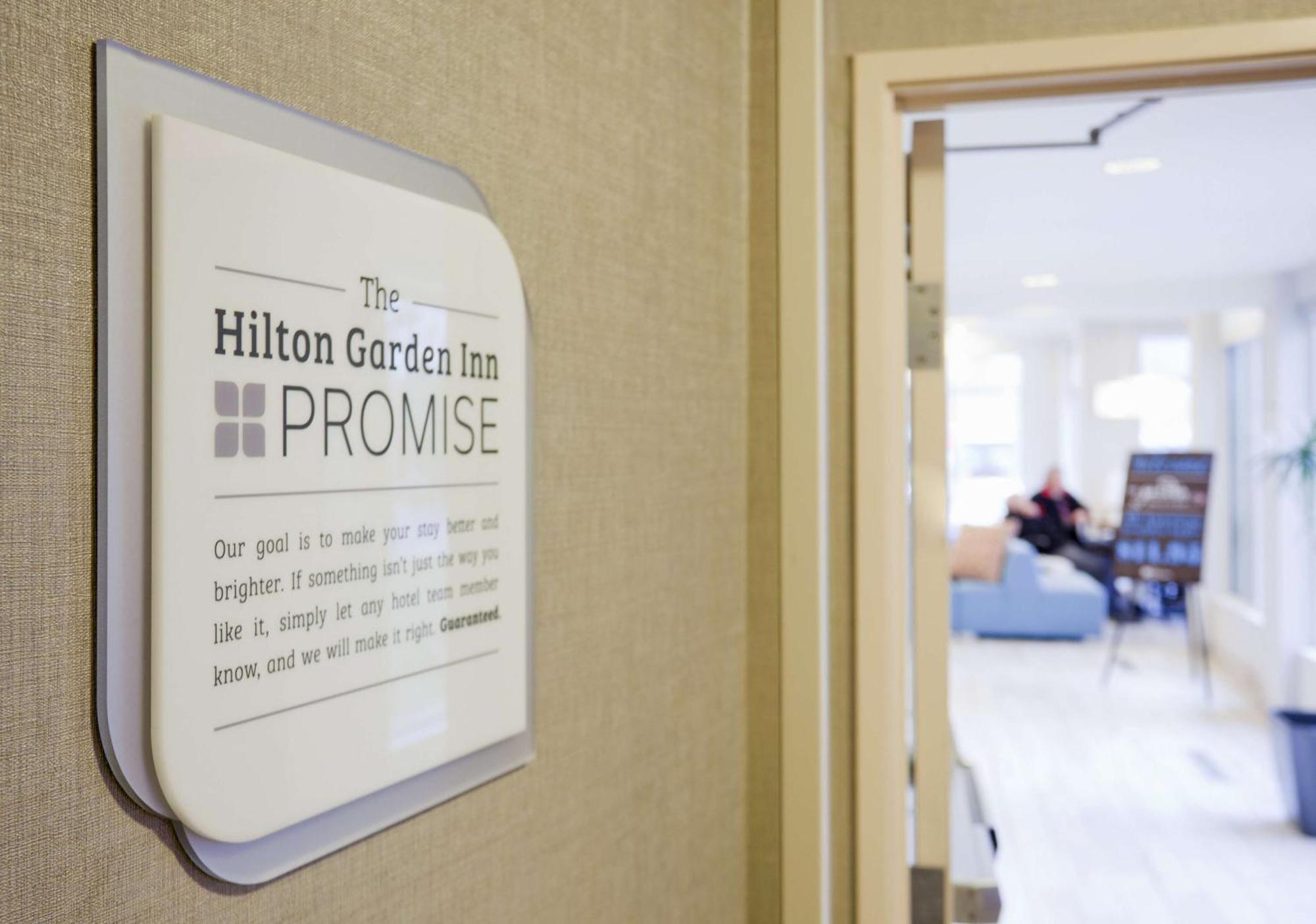 Hilton Garden Inn Minneapolis איגן מראה חיצוני תמונה