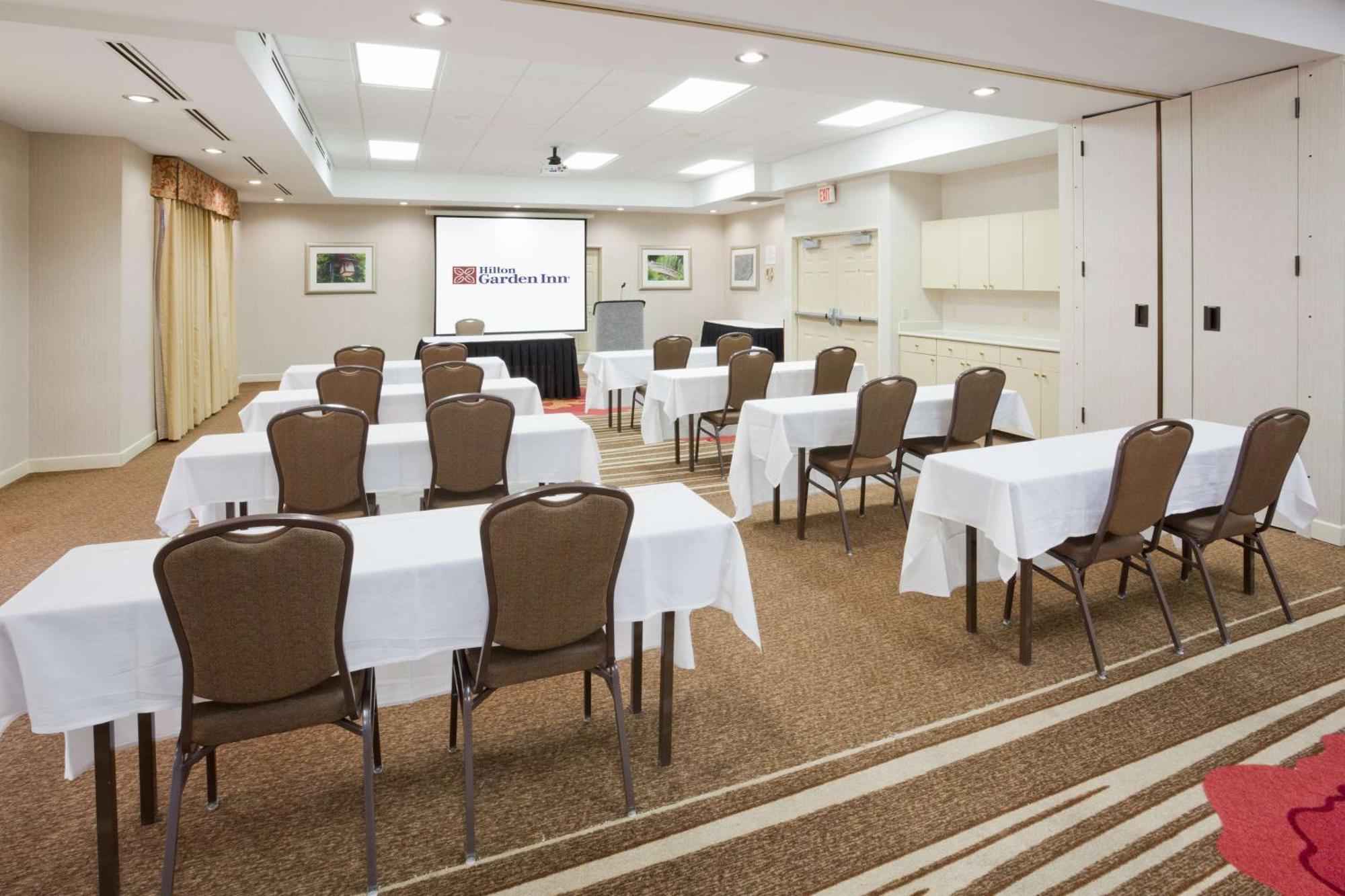 Hilton Garden Inn Minneapolis איגן מראה חיצוני תמונה
