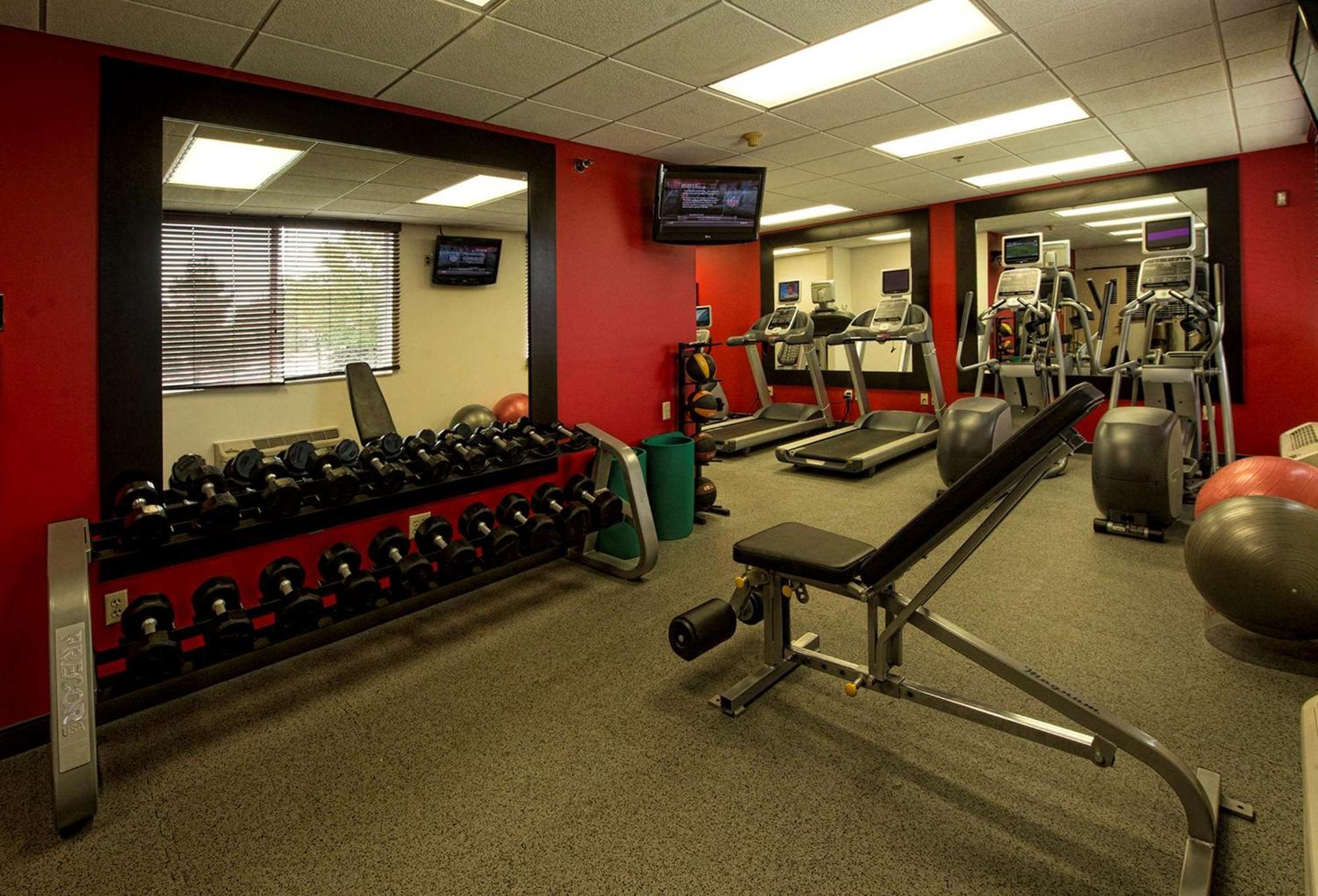 Hilton Garden Inn Minneapolis איגן מראה חיצוני תמונה