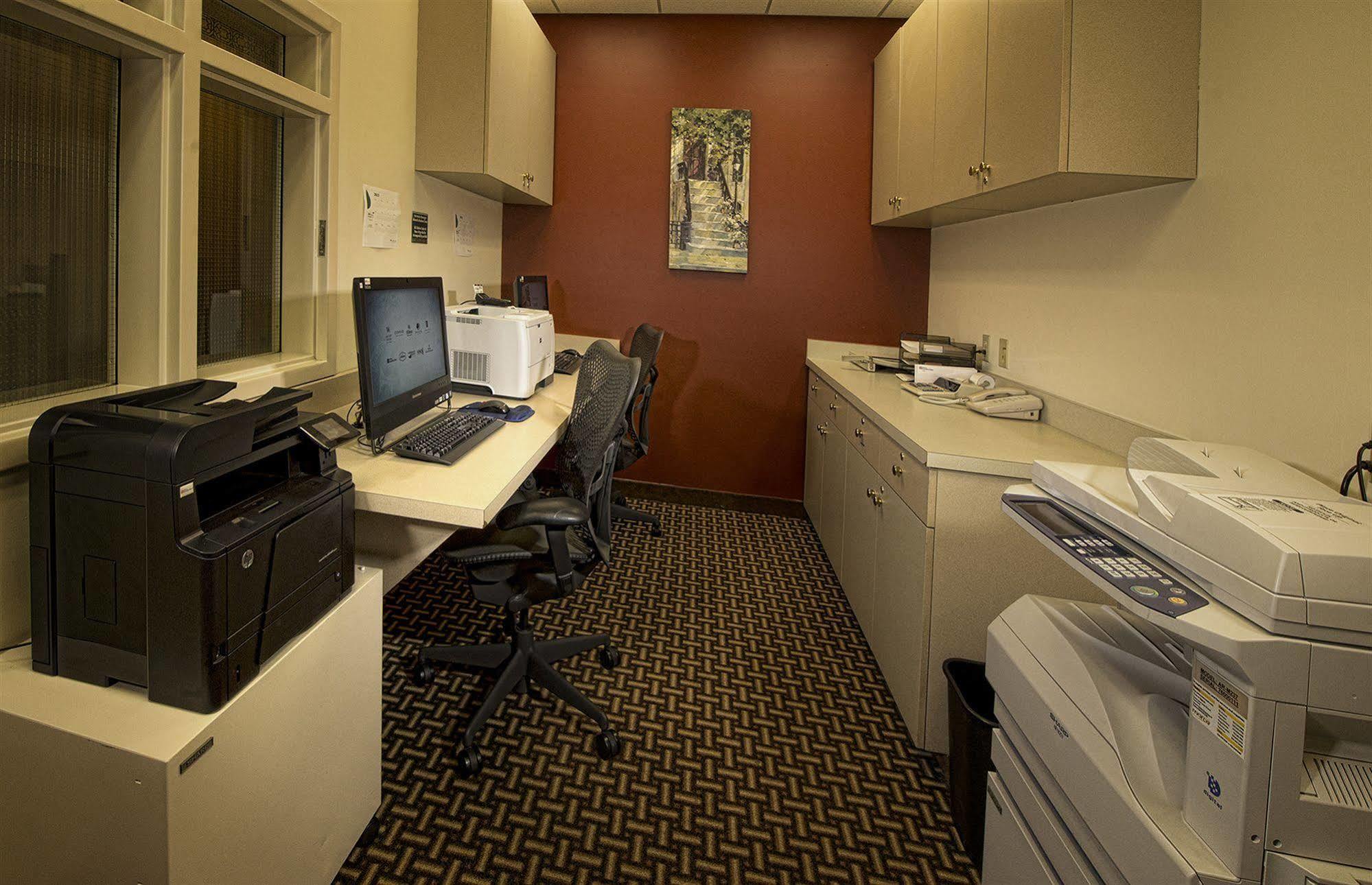 Hilton Garden Inn Minneapolis איגן מראה חיצוני תמונה