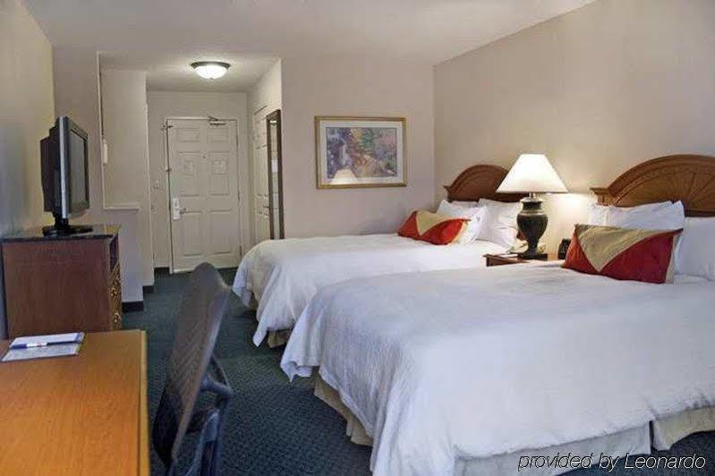 Hilton Garden Inn Minneapolis איגן מראה חיצוני תמונה
